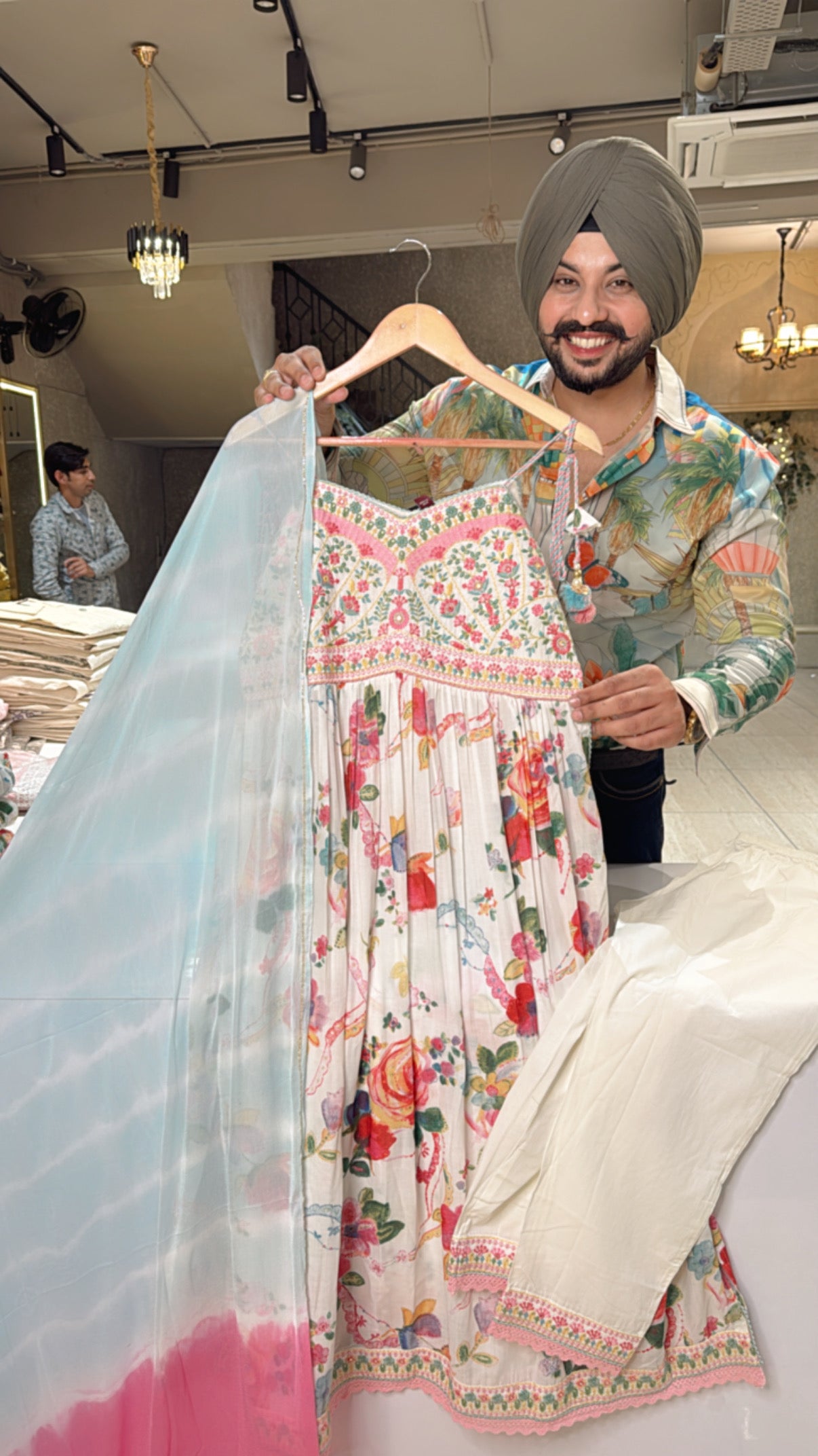 Off white & Multicolored Noodle Sleeves Mal Cotton Alia Cut Suit with Chiffon Duppata