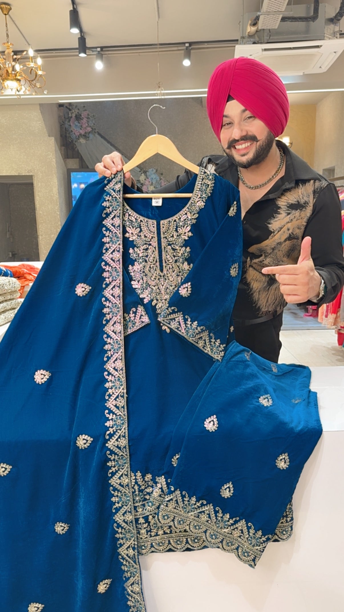 Teel Velvet Heavy Embroidered Kashmiri Suits with Beautiful Embroidered Duppata