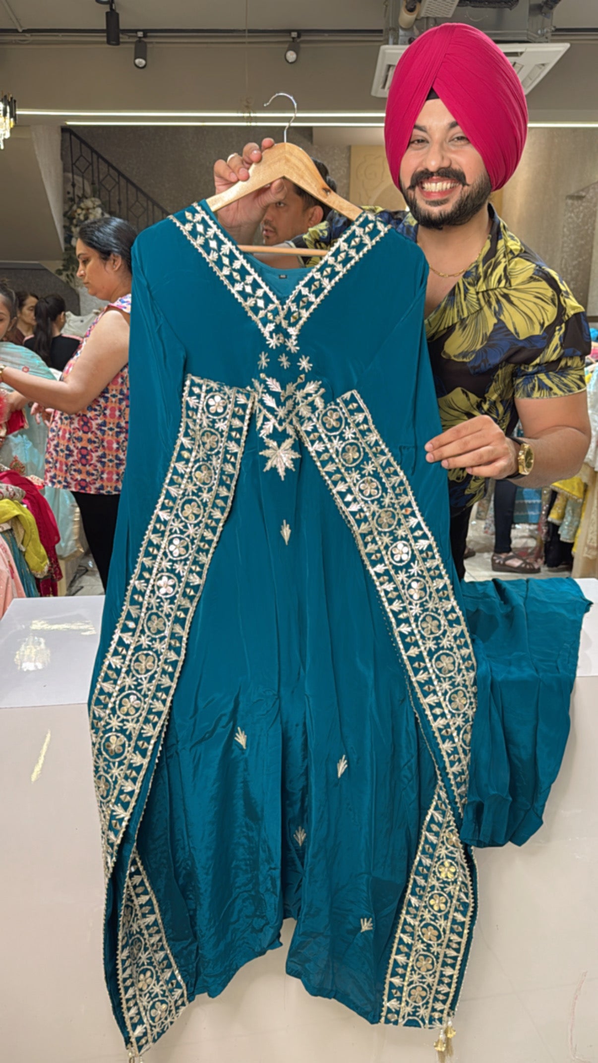 Peacock Crepe Heavy gotta Embroidery & mirror work Kaftan Coord set