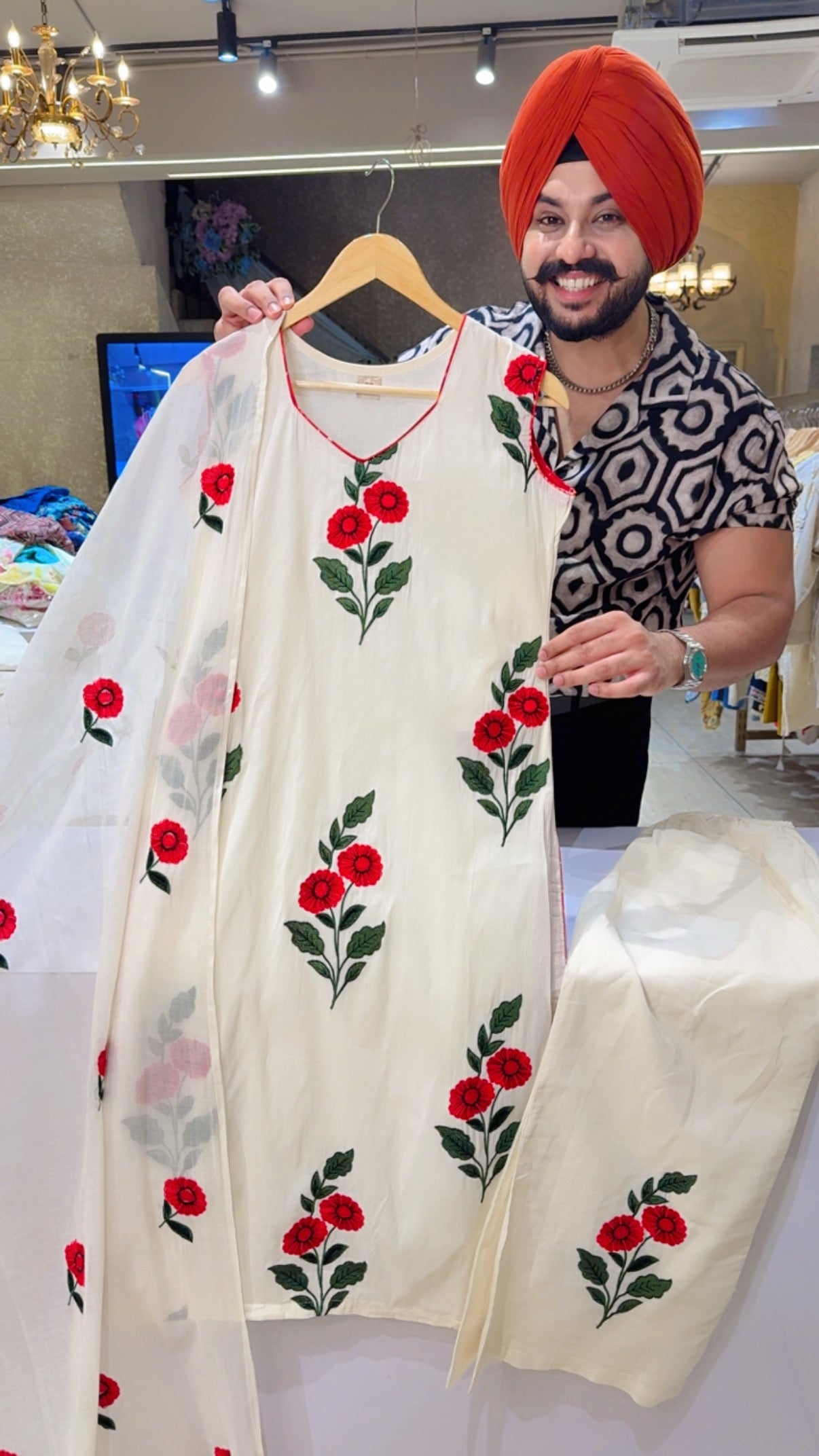 Off white & Red kora Cotton Floral Embroidered Cut Sleeves Girish Straight Suit