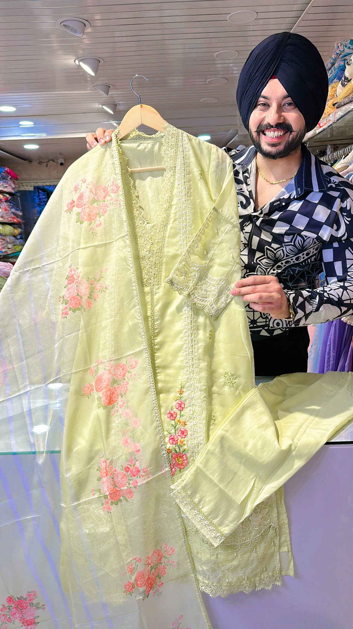 Light green soft organza Embroidered Pakistani suit with beautiful Duppata