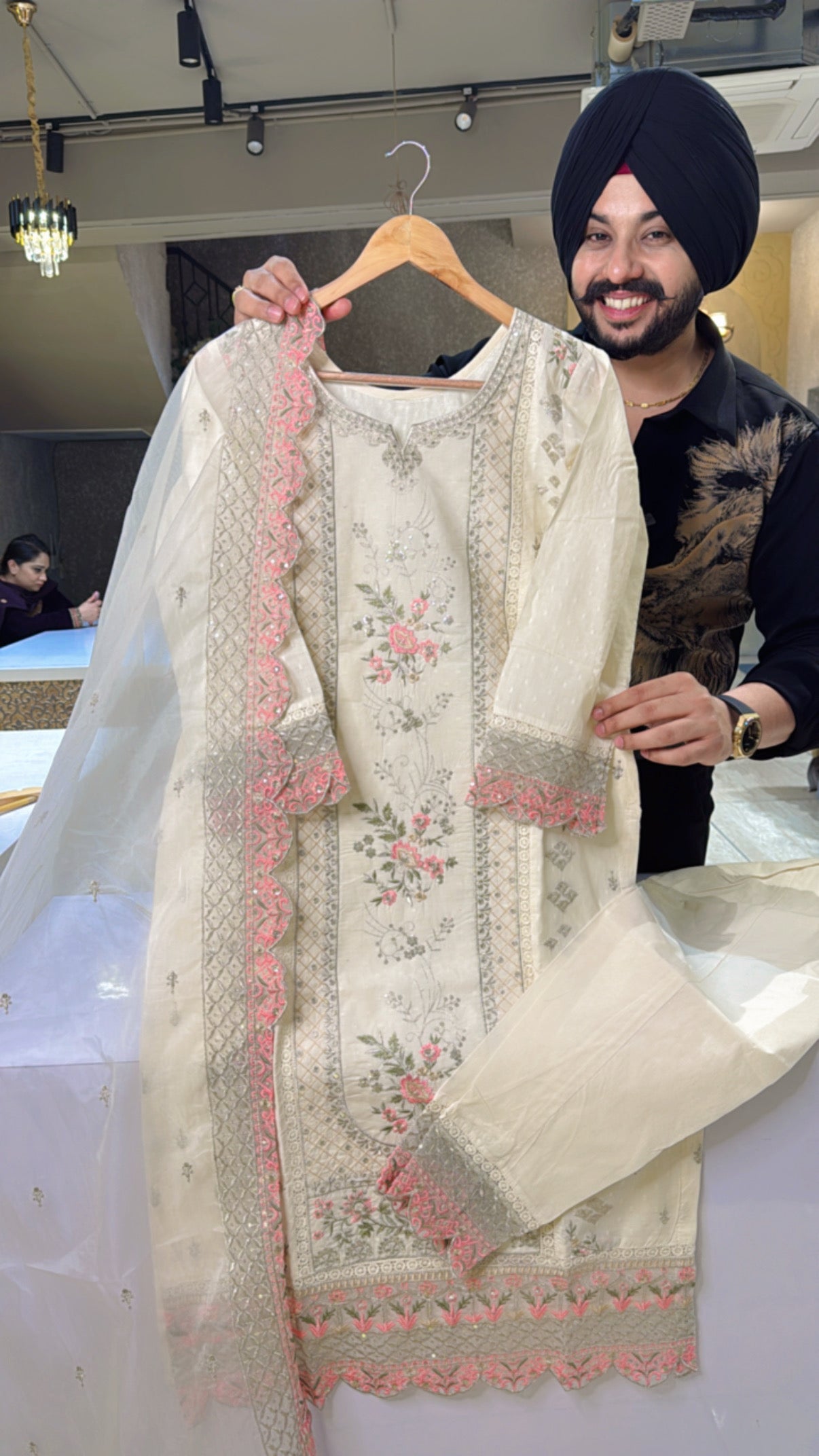 Off White & pink Pure Cotton Heavy embroidered Pakistani Straight Suit with Beautiful organza Duppata