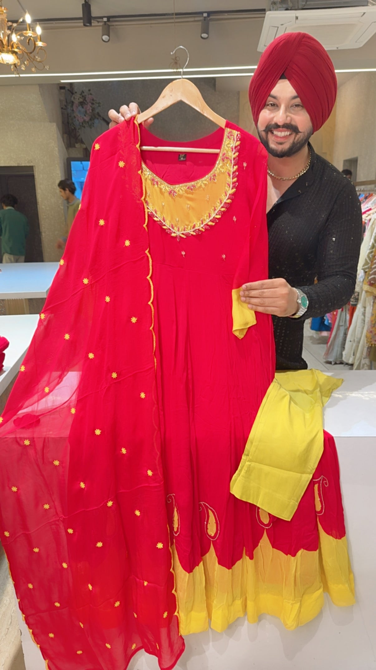 Anaari pink Chiffon Girlish Anarkali Suit With Hand Embroidery Work On Neck & Border