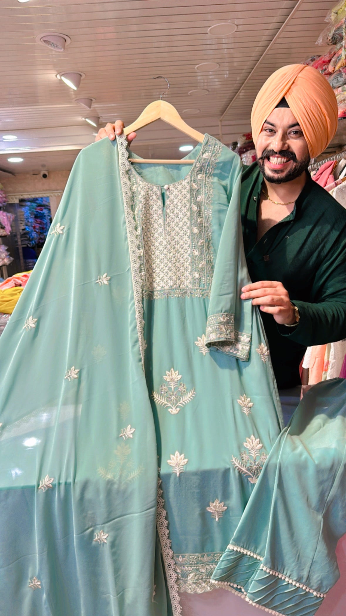 Light Seagreen Georgette Heavy Embroidered Pakistani Suit