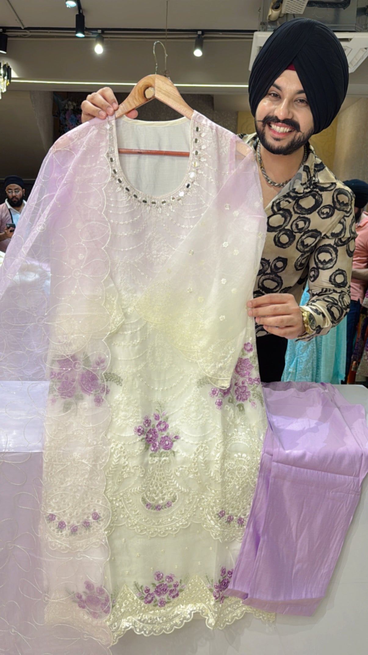 Moon white & Lilac Organza Heavy Embroidered Kashmiri Suit
