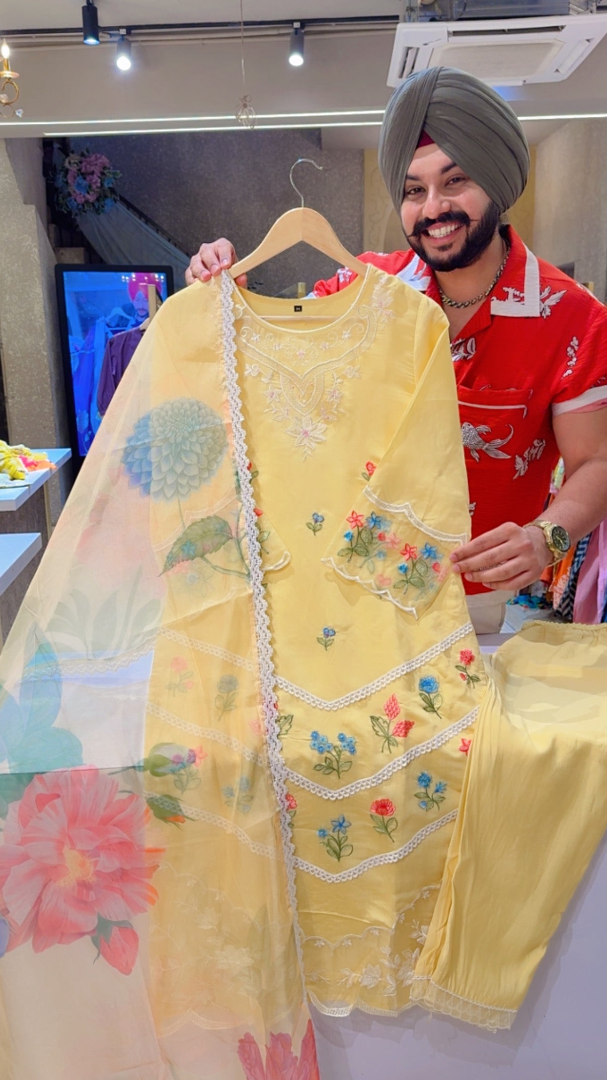 Lemon Mal Chanderi Beautiful Embroidered Suits with Floral Print Soft Organza Duppata