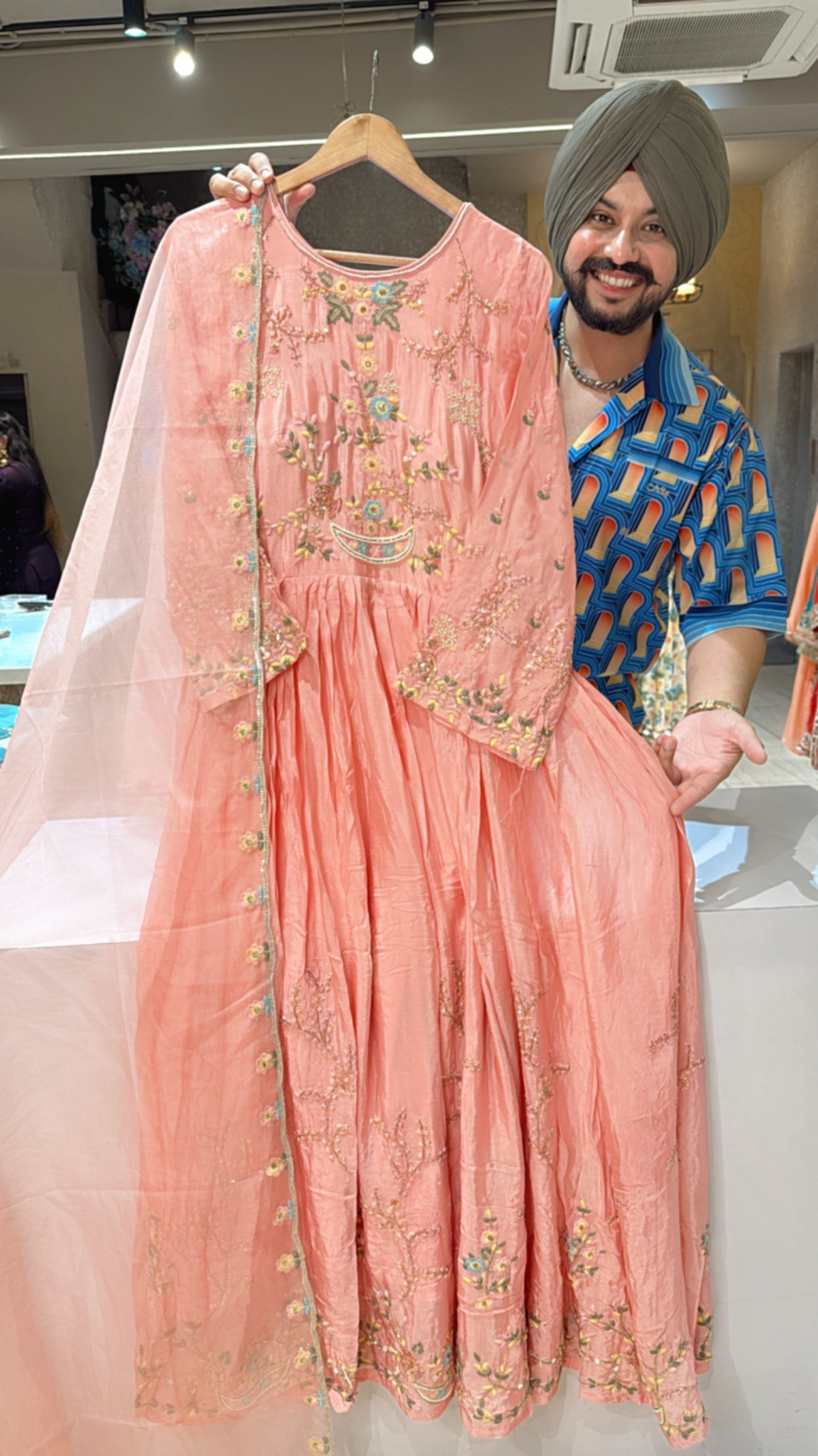Peachish Pink pure Chinon Heavy hand Embroidered Royal Anarkali Suit with Beautiful organza Duppata
