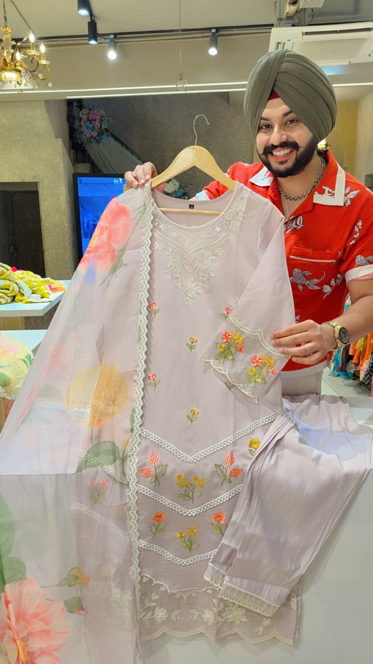 Lilac Mal Chanderi Beautiful Embroidered Suits with Floral Print Soft Organza Duppata