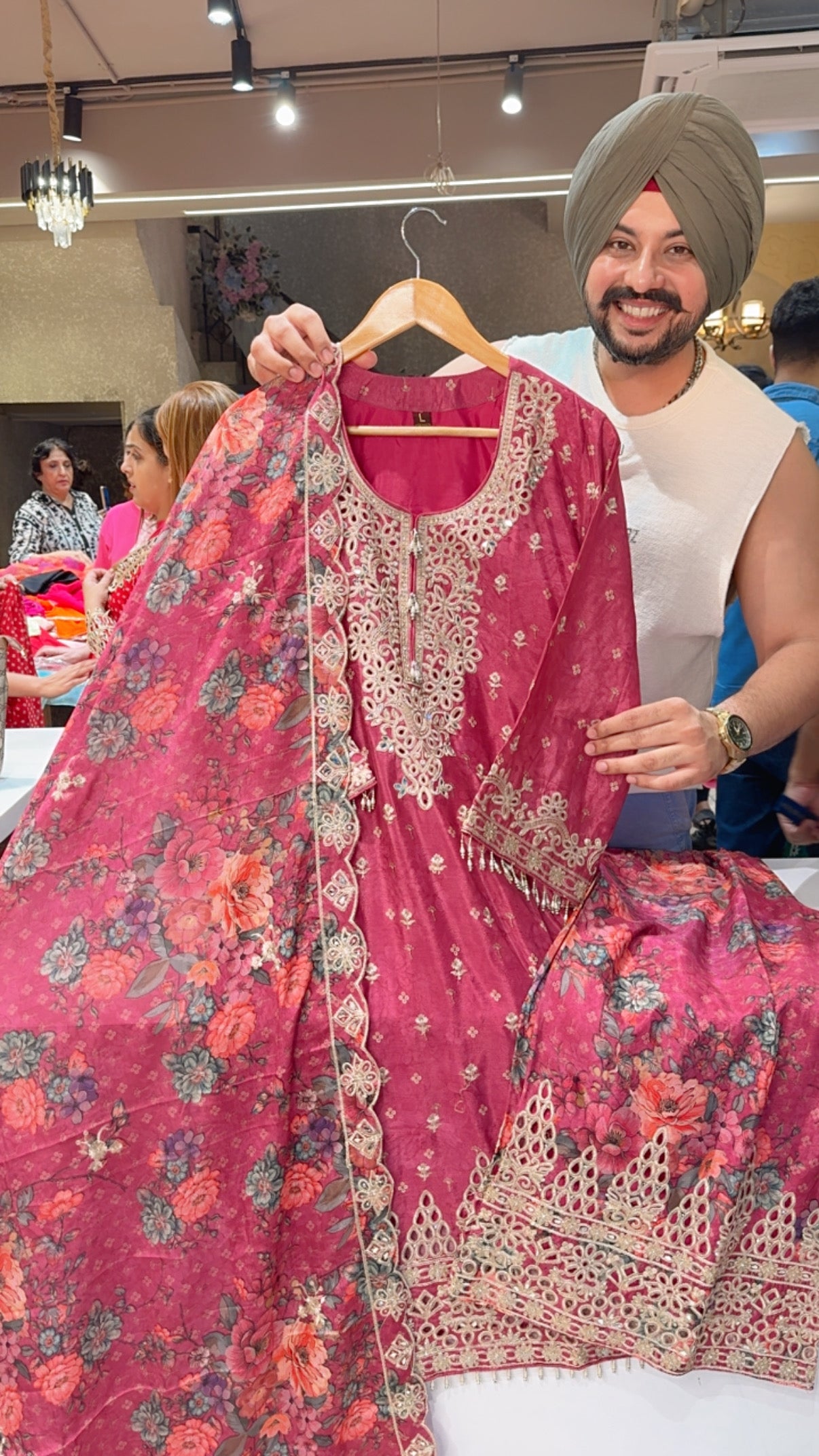 Onion Pink Chinon Heavy embroidered & Cut Work Suit with Floral print Plazo & Duppata