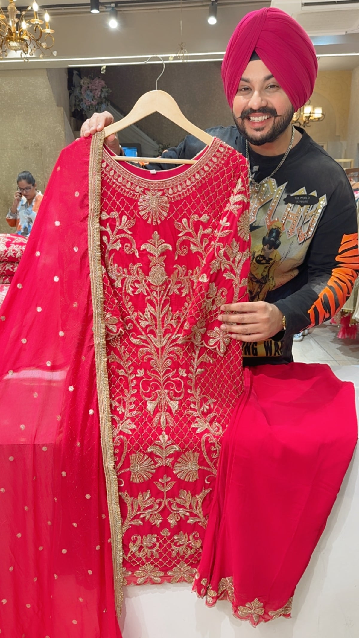 Gajri Pink Georgette Fully Hand embroidered Heavy Kashmiri Suit